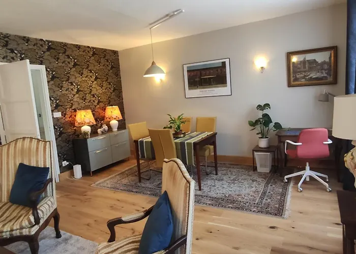 Right Between Two Coast Lines Montsenelle